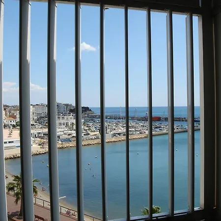 Ronda De Mar Ampolla 公寓